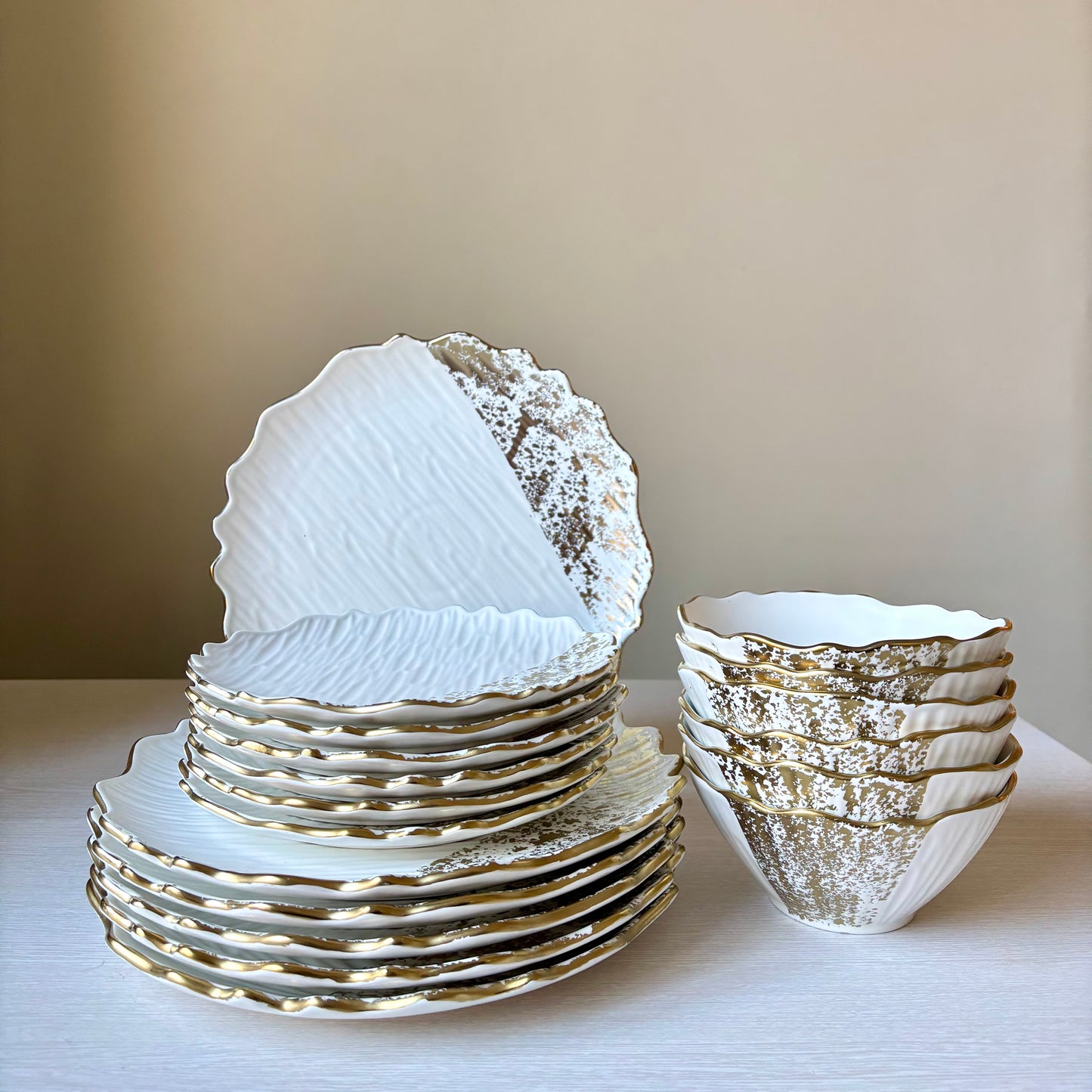 Tallriksset 18 delar – Molly