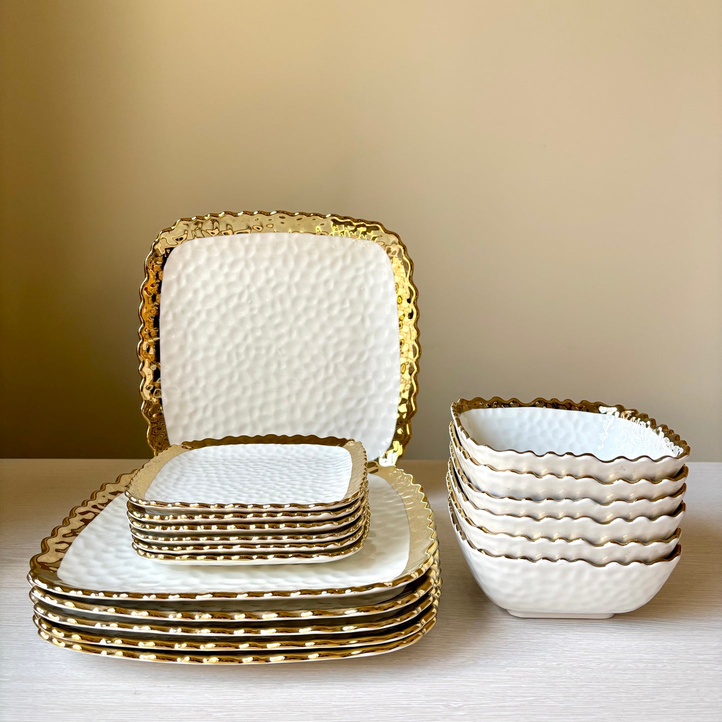 Tallriksset 18 delar – Patti