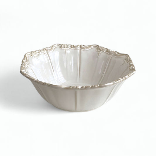 Laura Teller rund